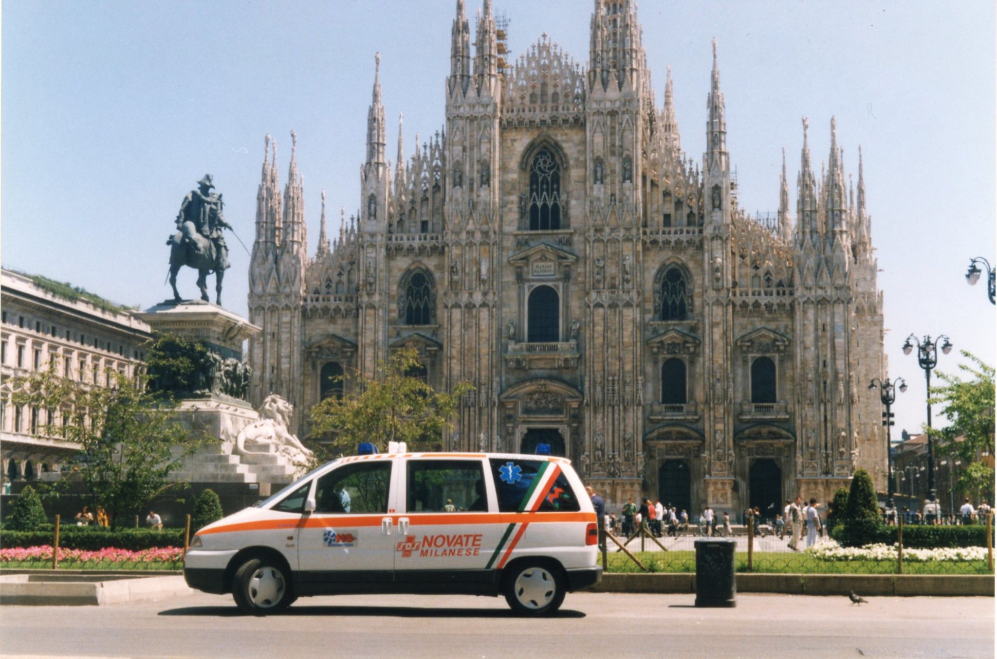 Automedica VLV in Piazza Duomo